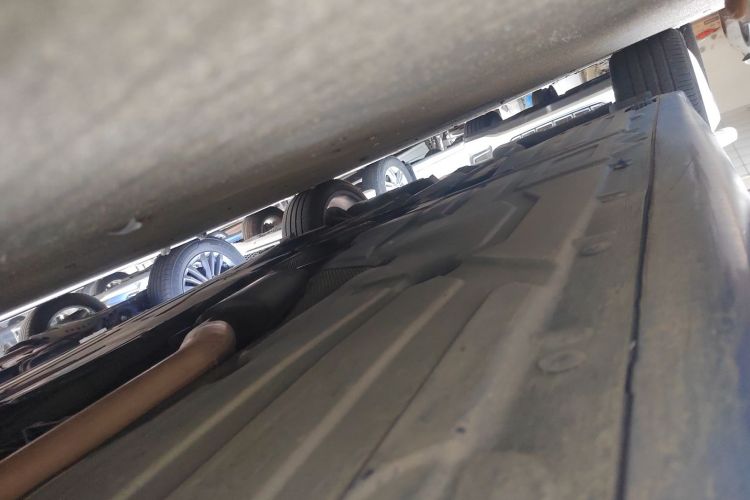 宝马3系 2019款 320Li M运动套装局部细节9001