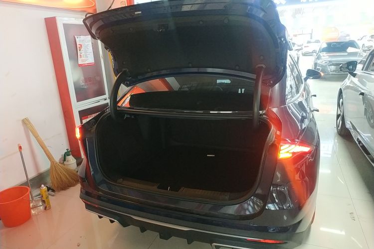 吉利银河 银河L6 2023款 125km MAX局部细节23