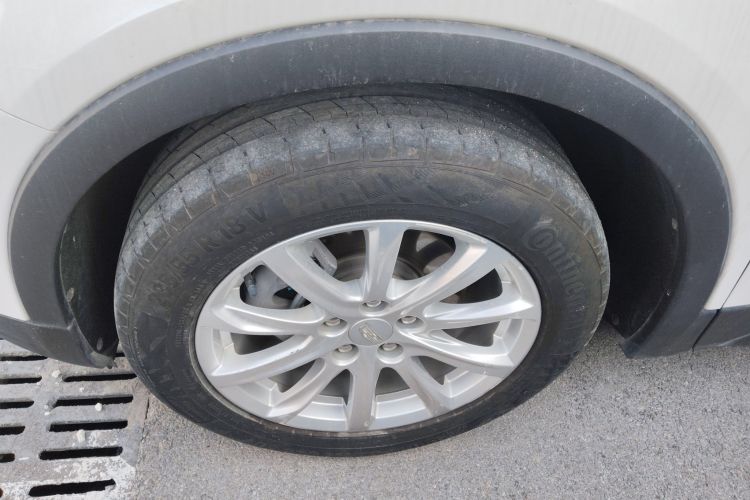 凯迪拉克XT4 2022款 28T 两驱风尚型车身外观6007