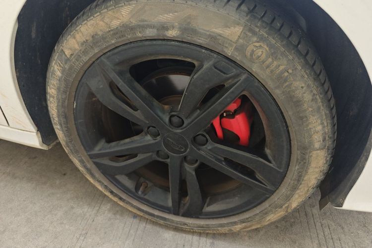 吉利汽车 缤瑞 2021款 1.4T CVT F-运动版车身外观6007