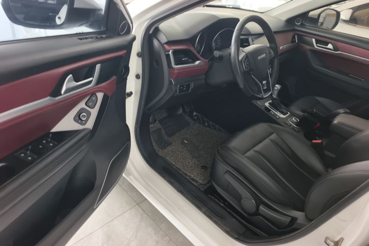 哈弗H6 Coupe 2019款 1.5T 自动两驱精英型 国V中控内饰20