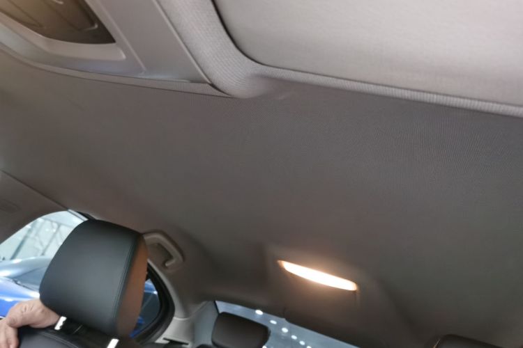 宝马1系 2021款 改款 120i M运动版中控内饰22