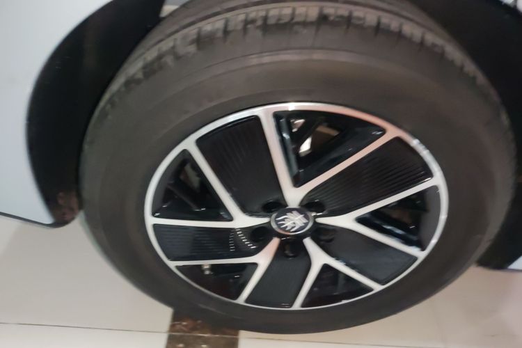 比亚迪 秦L 2025款 DM-i 智驾版 120KM领先型车身外观6008