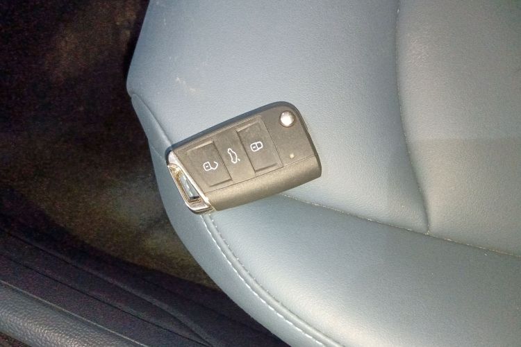 大众 途岳 2024款 300TSI 两驱月尊版中控内饰11