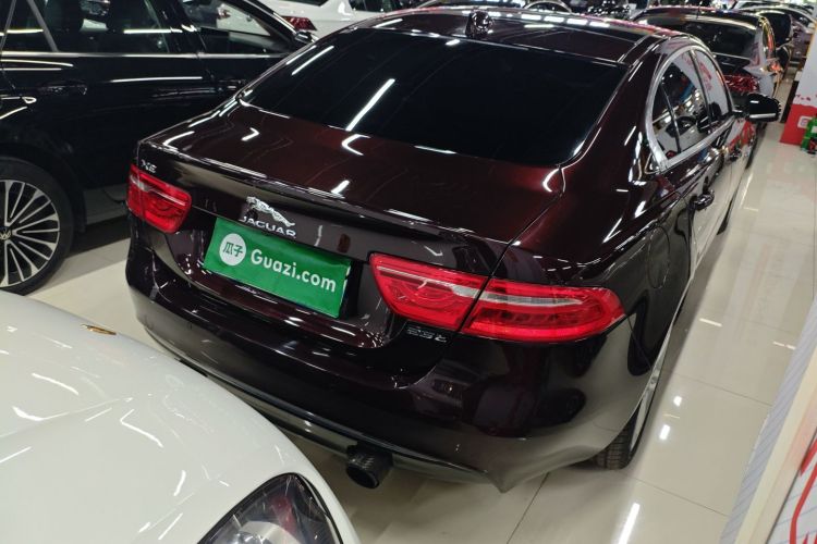 捷豹XEL 2019款 2.0T 250PS 尊享版车身外观7