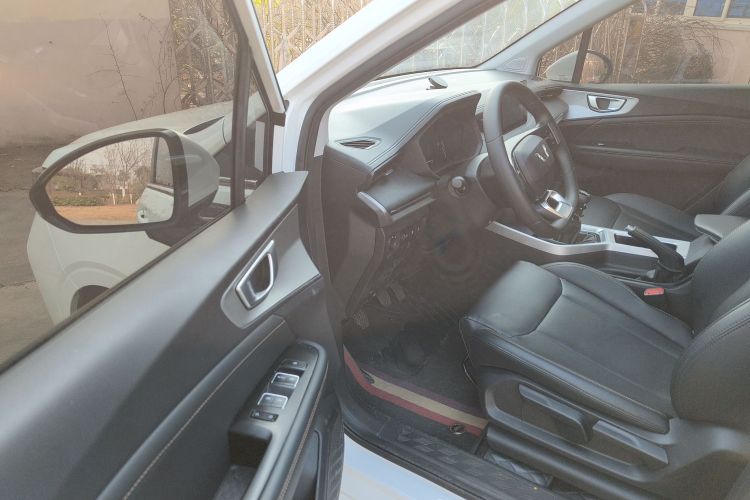 五菱汽车 五菱佳辰 2022款 1.5L 手动畅享舒适型中控内饰20