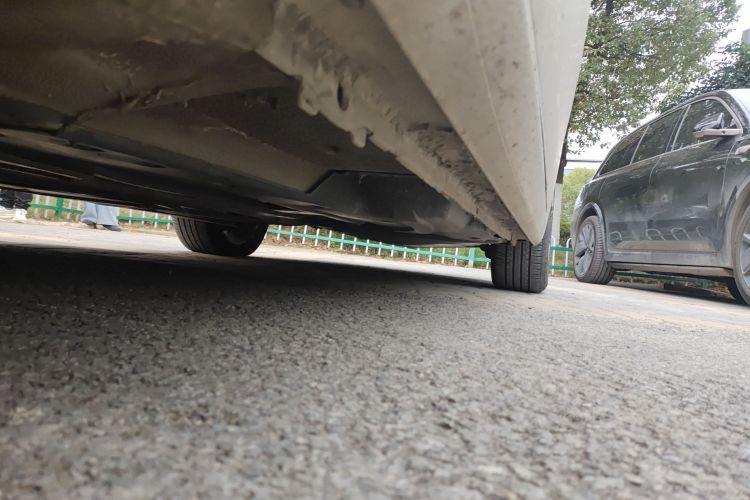 标致508 2015款 1.6THP 自动致臻版局部细节9004