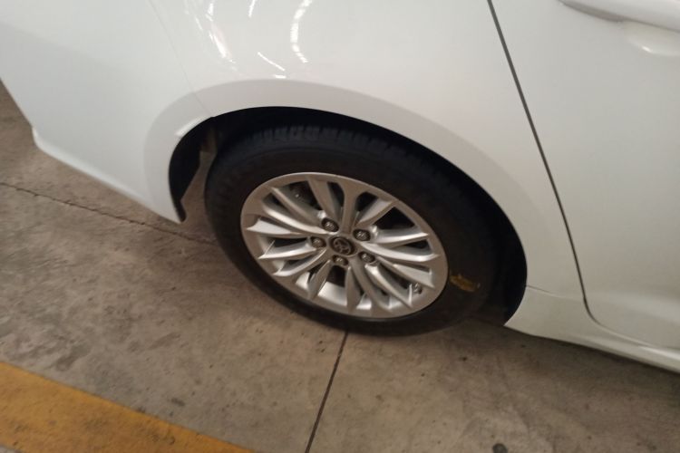 丰田 亚洲狮 2022款 2.0L 精英版车身外观6002