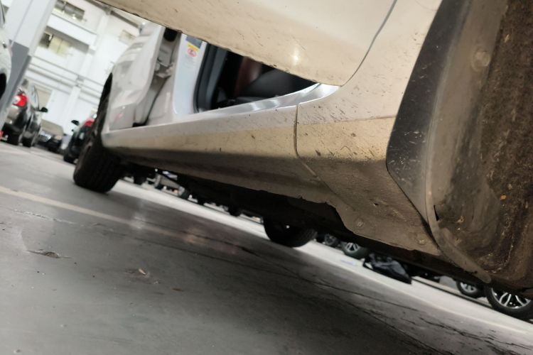 比亚迪G5 2014款 1.5TID 自动旗舰型局部细节9001