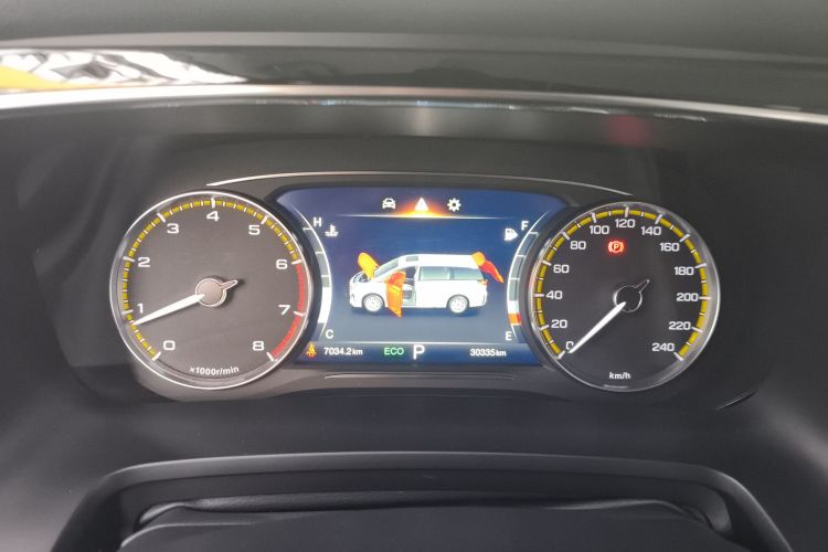 广汽传祺 传祺M8 2024款 领秀系列 390T 尊享版中控内饰14