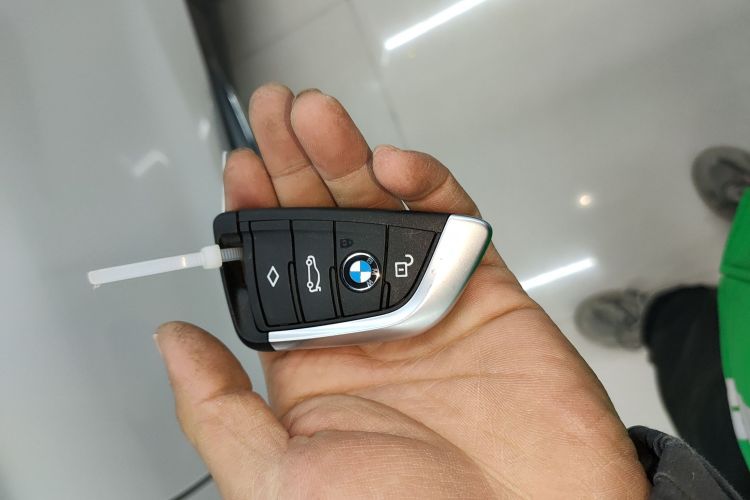 宝马X3 2021款 改款 xDrive28i 豪华套装中控内饰7001