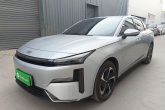 吉利银河 银河L6 2025款 EM-i 140km 星舰版