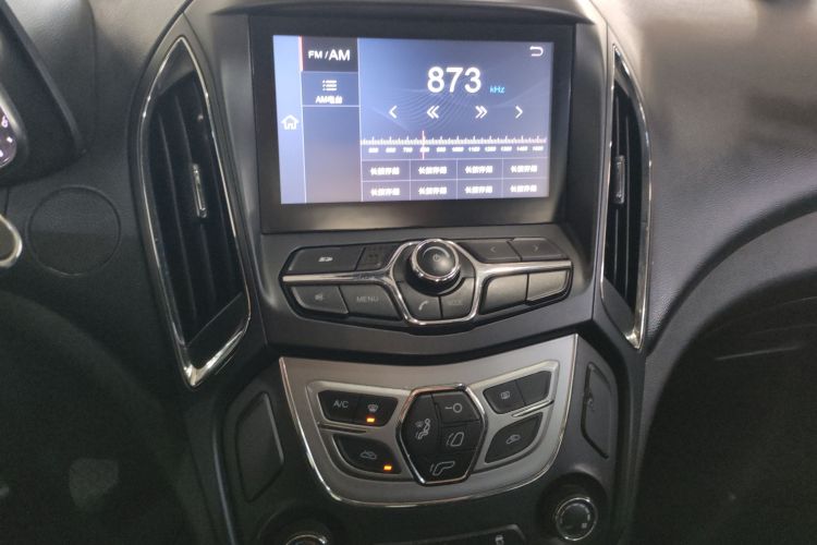 奇瑞 艾瑞泽5 2016款 1.5L 手动领锐版局部细节16