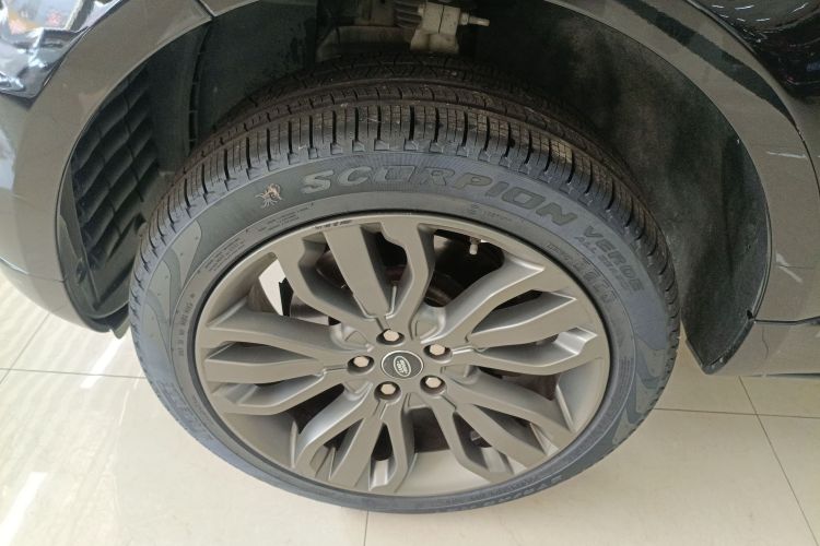 路虎 揽胜运动版 2017款 3.0 SC V6 HSE DYNAMIC车身外观6007