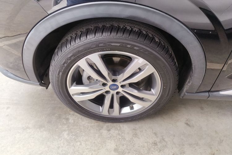 福特 领睿 2023款 EcoBoost 170 尊领型车身外观6007