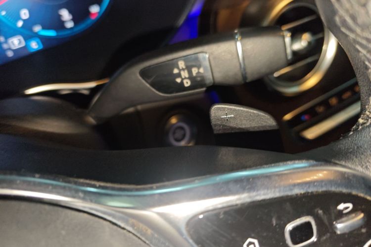 奔驰GLC 2020款 GLC 260 L 4MATIC 豪华型局部细节18