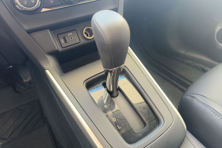 日产 轩逸 2024款 经典 1.6XE CVT舒适版局部细节18