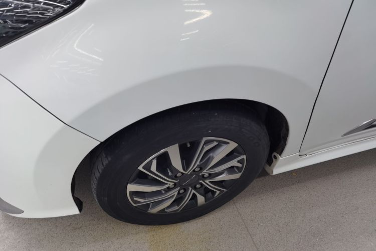 上汽大通MAXUS 大通G20 2021款 改款 PLUS 2.0T 汽油自动豪华版车身外观6007