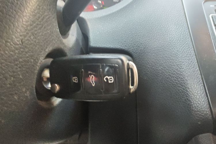 大众 Polo 2016款 1.6L 自动舒适型中控内饰11