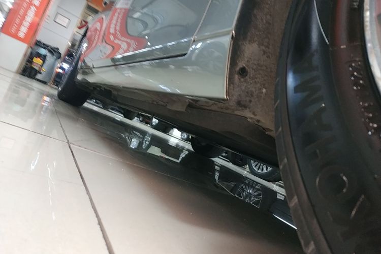 雷克萨斯ES 2021款 200 卓越版局部细节9001