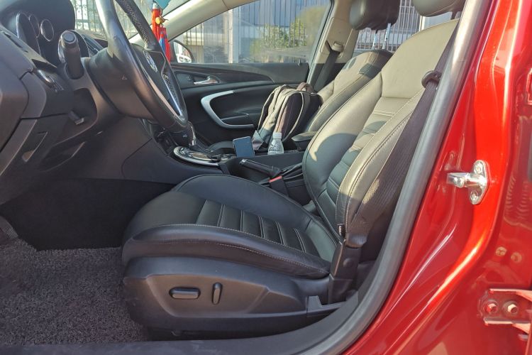 别克 君威 2014款 1.6T 时尚技术型局部细节19