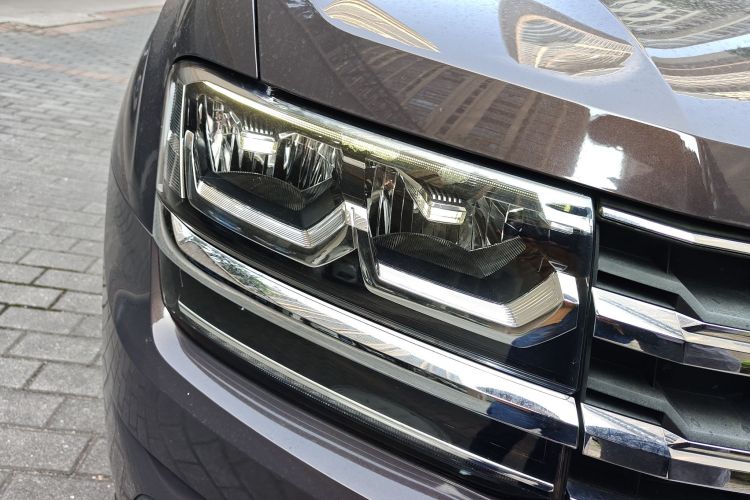 大众 途昂 2017款 380TSI 四驱豪华版车身外观8