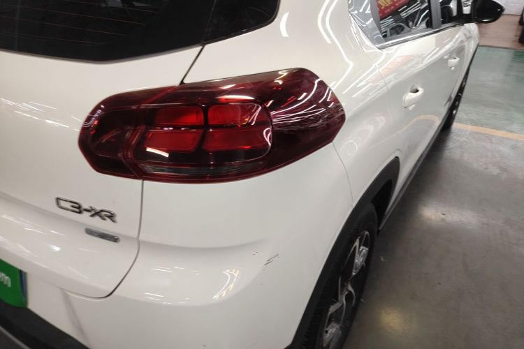 雪铁龙C3-XR 2019款 230THP DCT越领版车身外观9