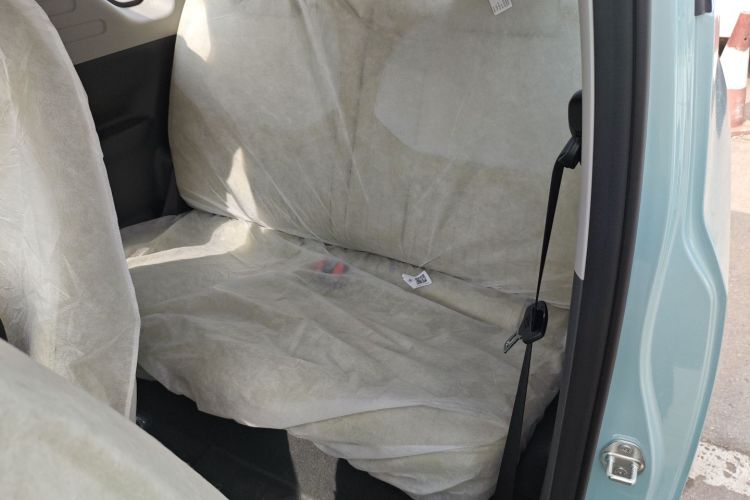 吉利银河 2024款 熊猫mini 200km 耐力熊中控内饰7004