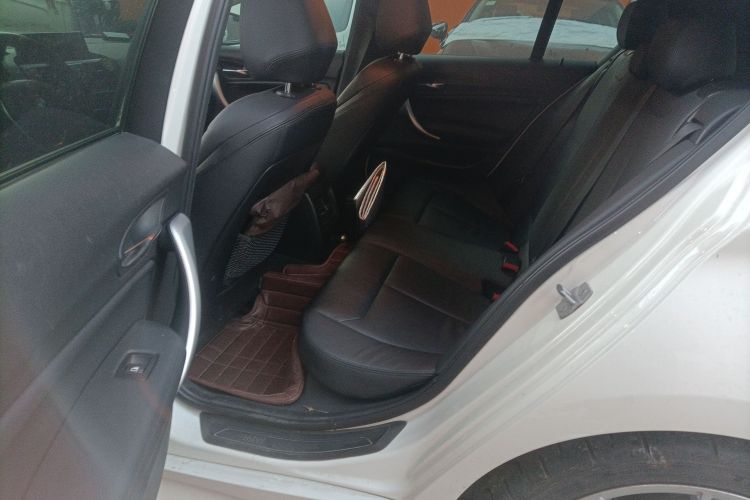 宝马1系(进口) 2013款 改款 M135i 5门版中控内饰21