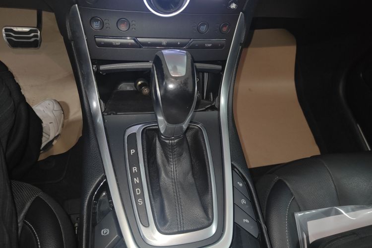 福特 锐界 2015款 2.0T GTDi 四驱尊锐型中控内饰18