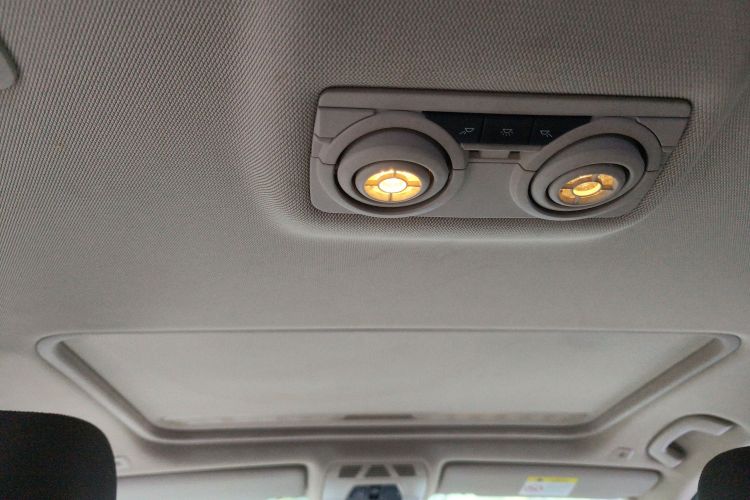 宝马3系 2019款 320Li 时尚型中控内饰22