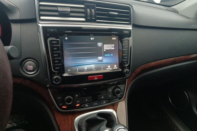哈弗H6 2015款 改款 运动版 1.5T 手动两驱精英型中控内饰16