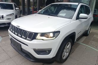 Jeep 指南者 2019款 220T 自动家享版