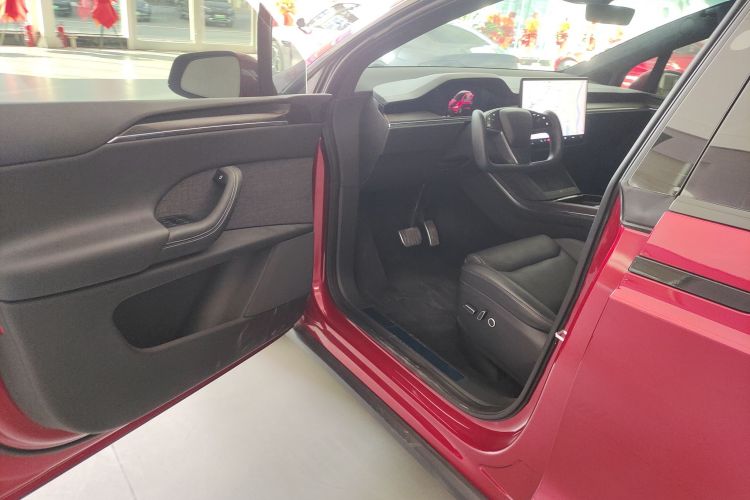 特斯拉 Model X 2023款 双电机全轮驱动版中控内饰7003