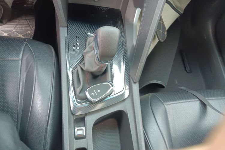 雪佛兰 沃兰多 2019款 Redline 530T 自动纵享版（5+2款） 国VI中控内饰18