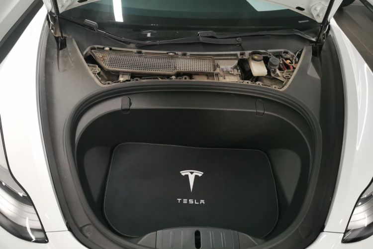 特斯拉 Model 3 2020款 改款 标准续航后驱升级版机舱底盘24