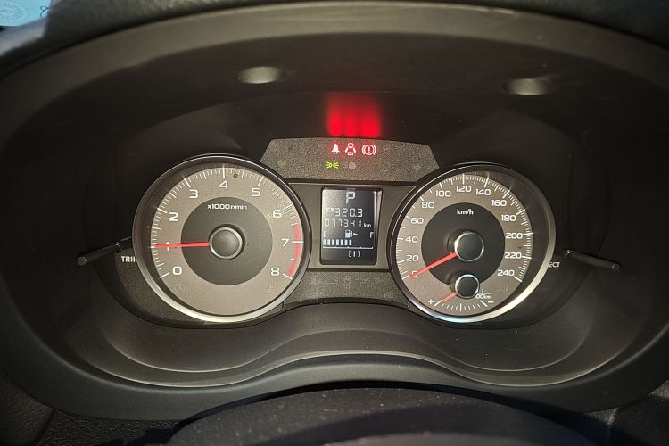 斯巴鲁 森林人 2016款 2.0i 时尚导航版中控内饰14