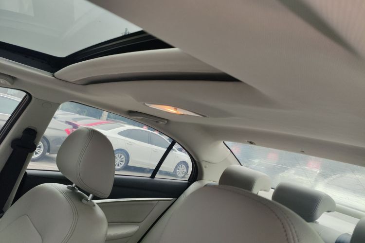 吉利汽车 帝豪 2014款 三厢 1.3T CVT精英型中控内饰22