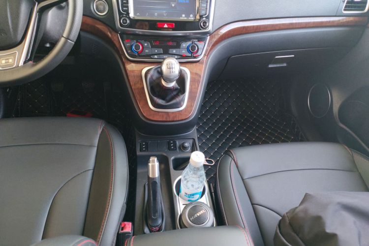 哈弗H6 2017款 红标 运动版 1.5T 手动两驱精英型局部细节18