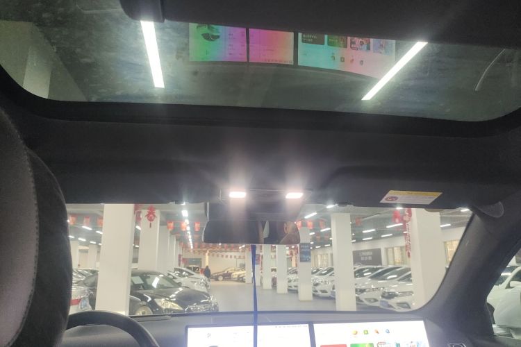 理想汽车 理想L7 2023款 Air中控内饰22