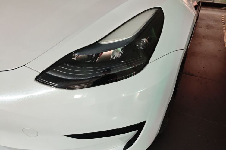 特斯拉 Model 3 2022款 后轮驱动版局部细节36