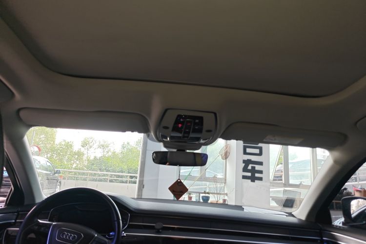 奥迪A8 2018款 A8L 55 TFSI quattro投放版精英型中控内饰22