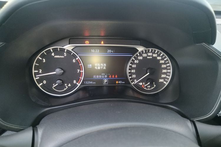 日产 天籁 2022款 2.0T XL 进享版中控内饰14