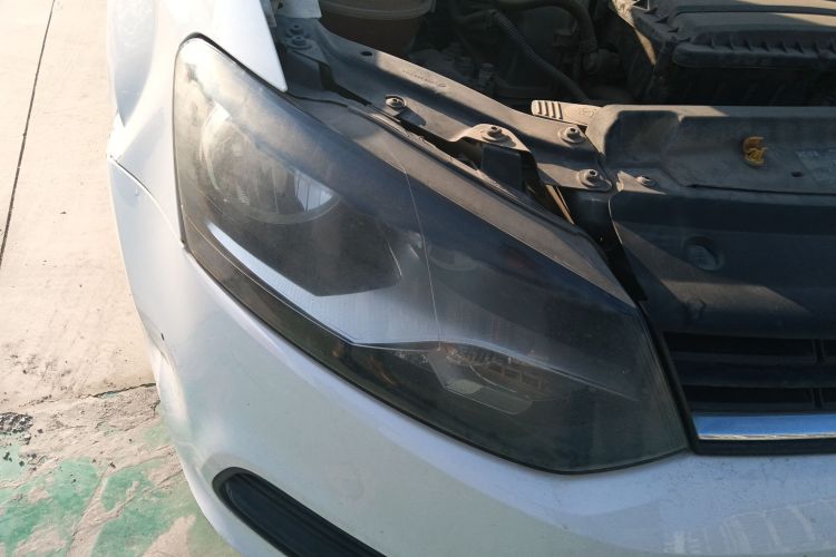 大众 Polo 2016款 1.4L 手动风尚型车身外观8