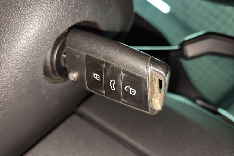 大众 高尔夫·嘉旅 2019款 280TSI 自动好奇型 国V中控内饰7001