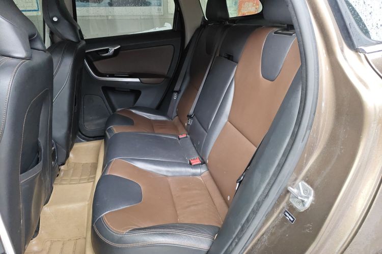 沃尔沃XC60 2016款 T5 AWD 智远版中控内饰7004