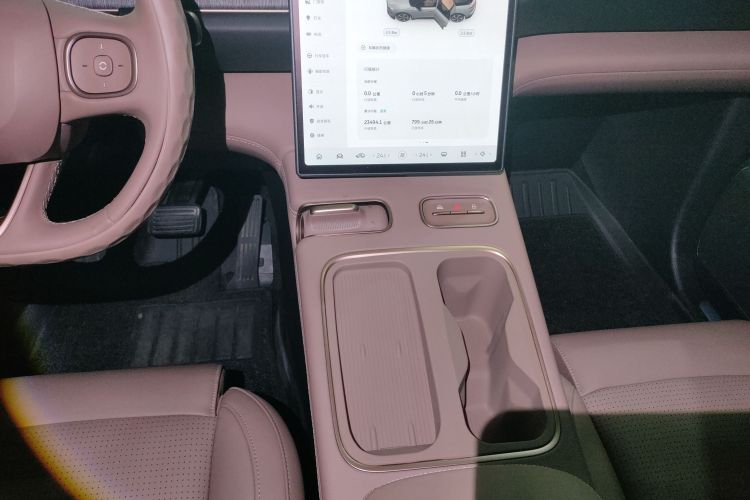 蔚来ES6 2024款 75kWh中控内饰18