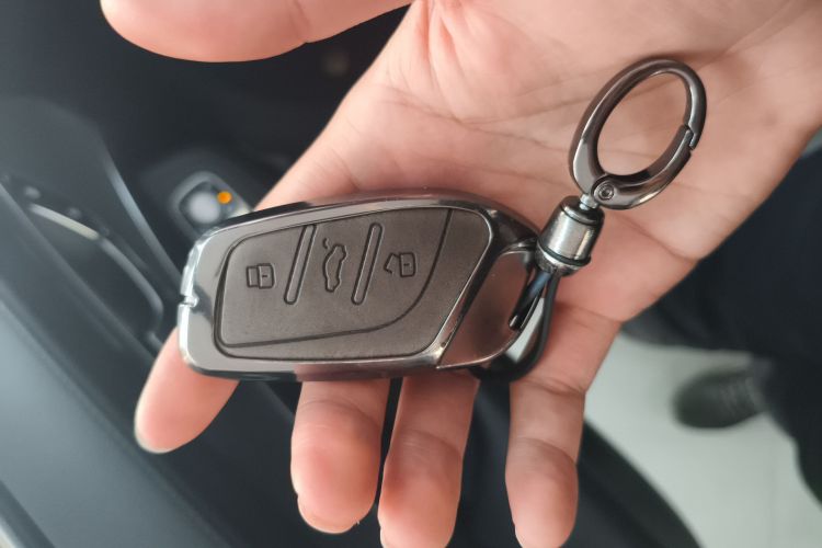 荣威RX5 MAX 2021款 Supreme系列 300TGI 自动豪华座舱版中控内饰11