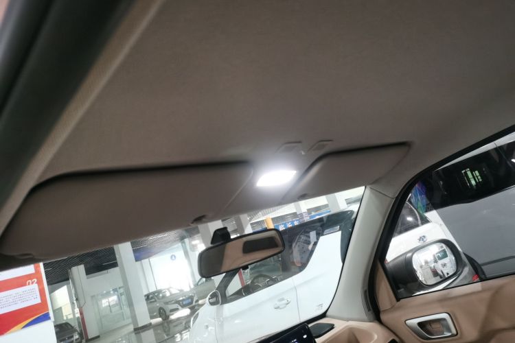 吉利银河 2024款 熊猫mini 200km 耐力熊中控内饰22