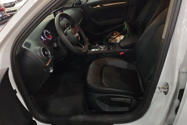 奥迪A3 2019款 Limousine 35 TFSI 进取型 国VI局部细节19